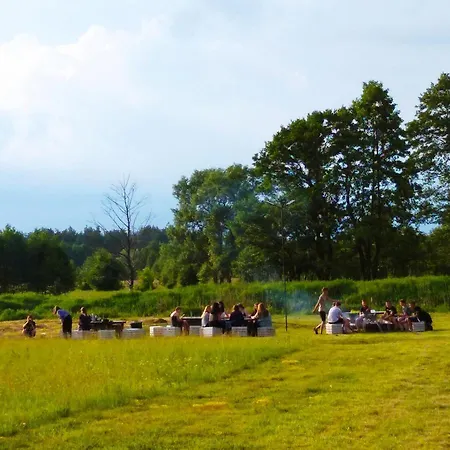 Strefa Kampinos Alojamento de Turismo Selvagem *