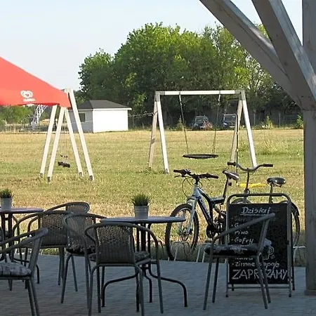 Strefa Kampinos Lodge Brochów