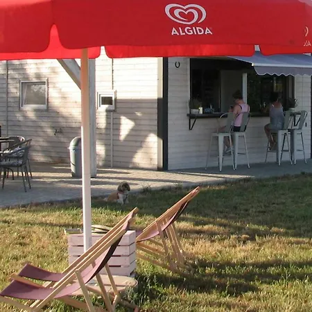 Alojamento de Turismo Selvagem Strefa Kampinos *